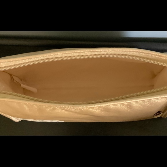 Shiseido Cosmetics Bag - Picture 3 of 4